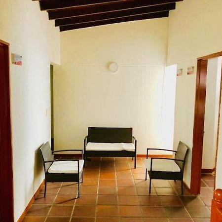 Casa Hotel Palmas Del Estadio 2 Medellín Eksteriør billede