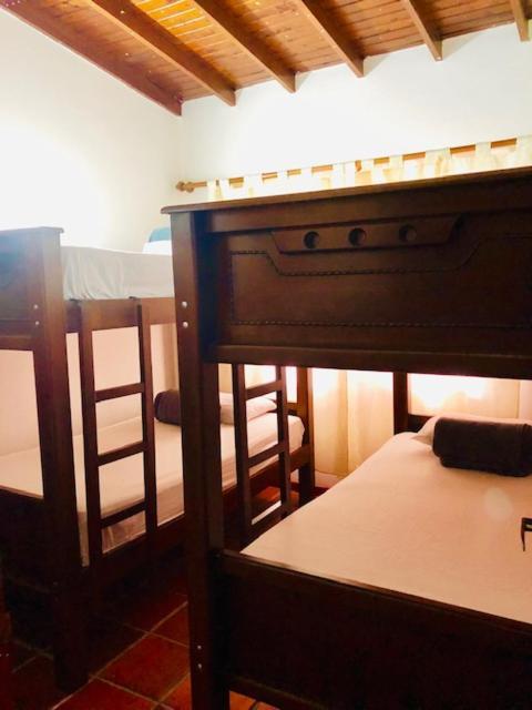 Casa Hotel Palmas Del Estadio 2 Medellín Eksteriør billede